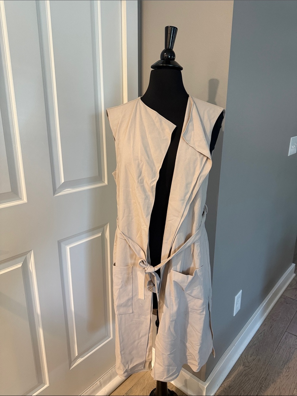 BCBGMAXAZRIA WRAP